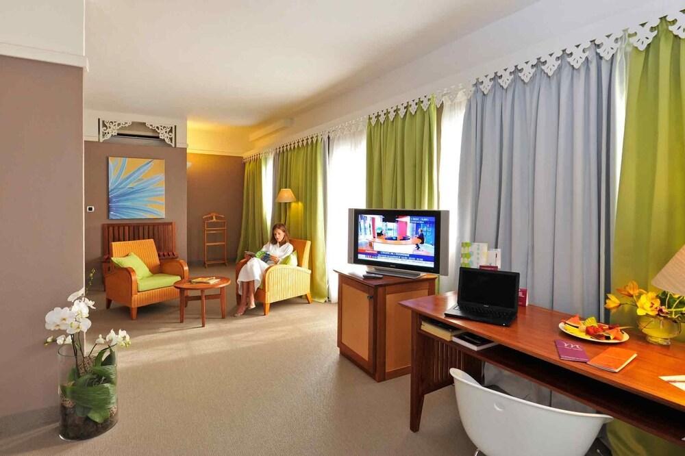Hotel Exsel Creolia Saint-Denis Eksteriør bilde